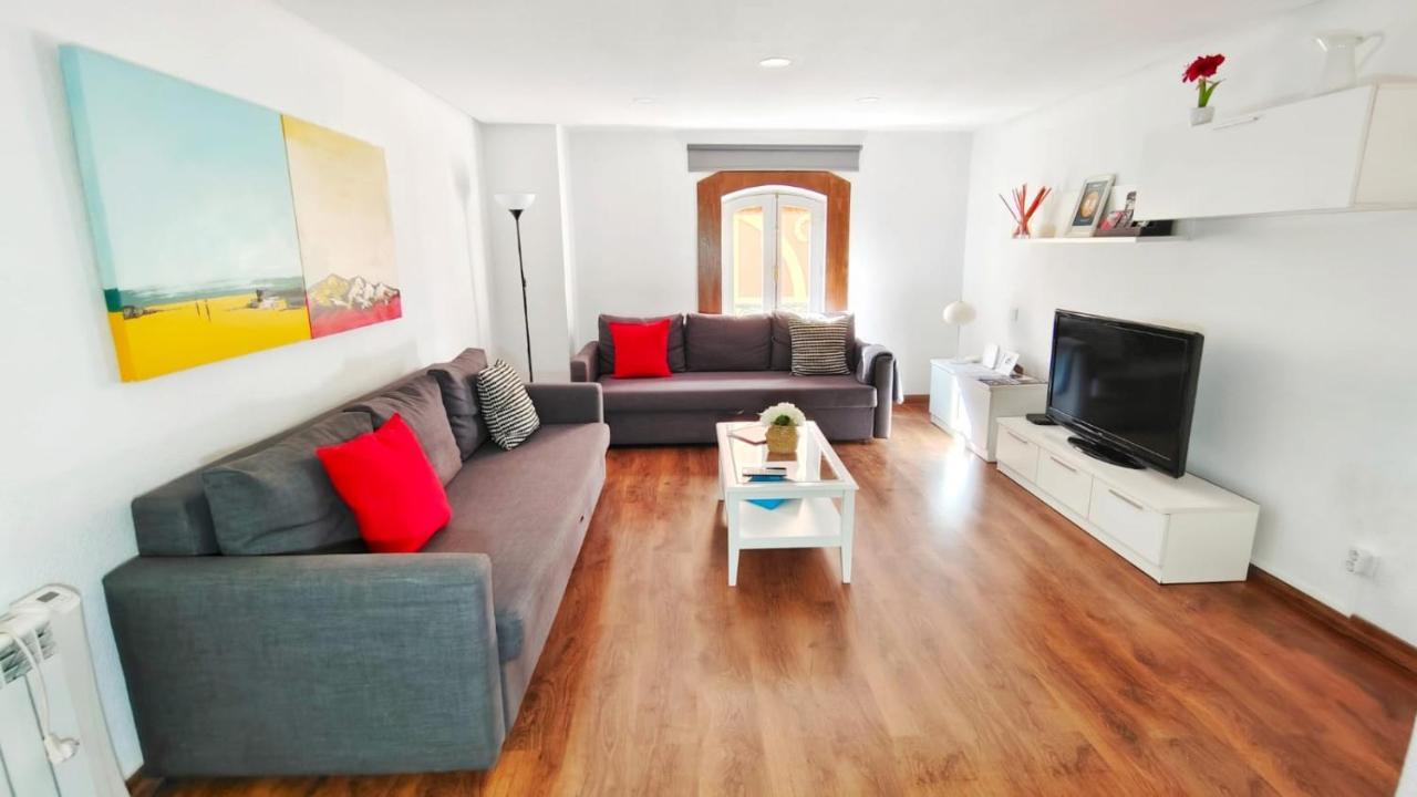 Apartmán Hola Madrid Exteriér fotografie